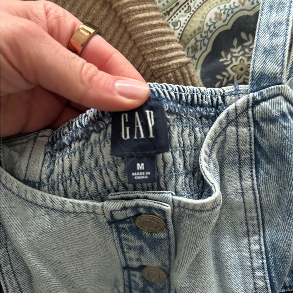 Never Worn Gap Denim Patchwork Button-Up Women's … - image 3